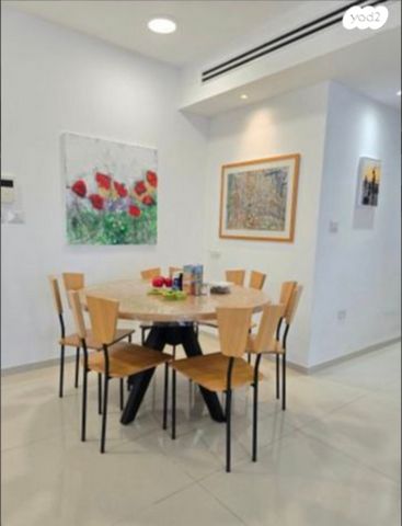 גג/ פנטהאוז, שער הגיא, יקנעם עילית