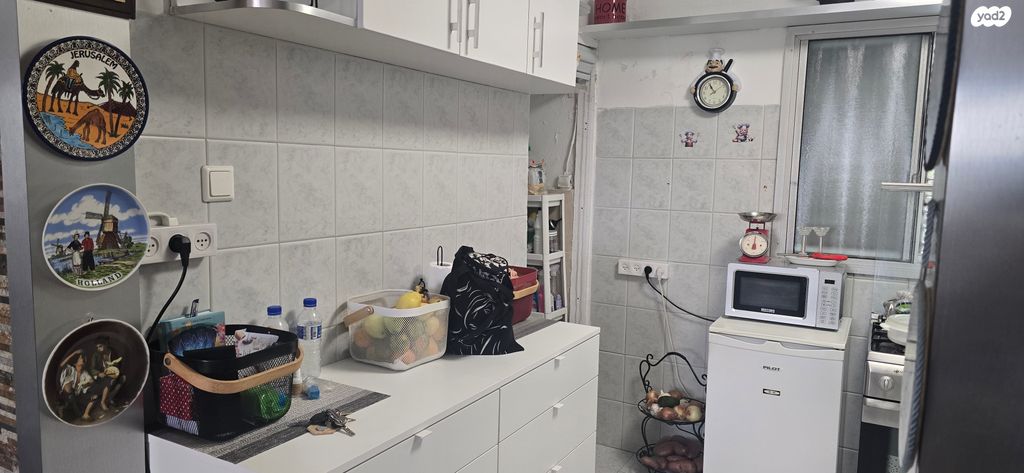 דירה, התשבי, גבעת נשר, נשר