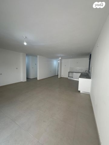 דירת גן, נחל דליות 37, פארק הנחל, באר שבע