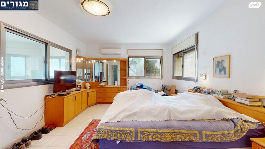 דו משפחתי, השושנים, רמות יצחק, נשר