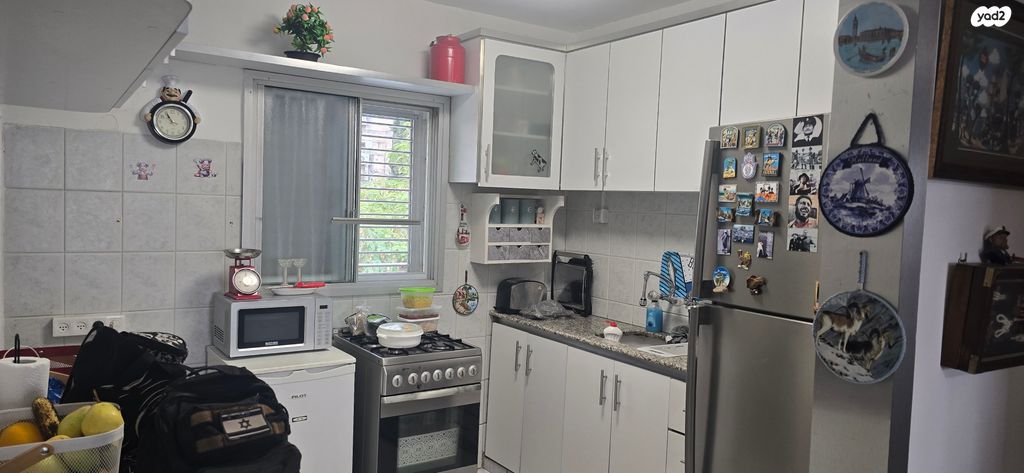 דירה, התשבי, גבעת נשר, נשר