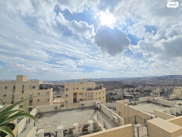 דופלקס, ליכטנשטיין, חומת שמואל, הר חומה, ירושלים