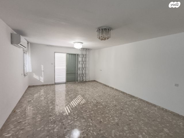 גג/ פנטהאוז, עיר, מרכז העיר, נהריה