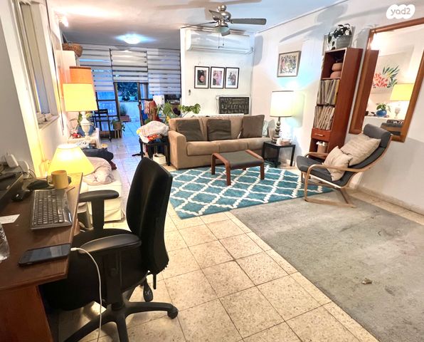 דירה, מבוא דב הררי, הגבעה הצרפתית, גבעת שפירא, ירושלים