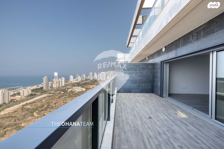 דירה, ארצי שרמן, גלי הים, נתניה