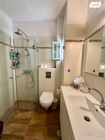 דופלקס, פועלים א, כפר סבא