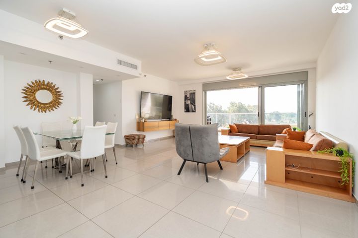 שדרות האגמים 