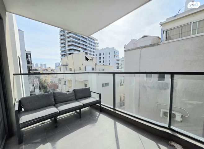 דירה, מסריק 12, רוטשילד עצמאות, בת ים