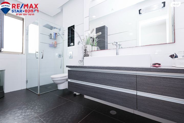 גג/ פנטהאוז, אמה טאובר פרידמן 1, הרצליה הירוקה, נווה עובד, הרצליה