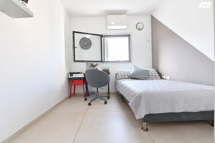 גג/ פנטהאוז, יצחק רבין, קרית רבין, חולון