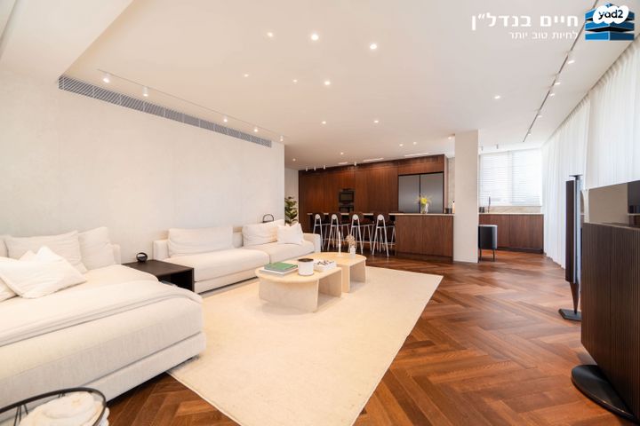 גג/ פנטהאוז, ריינס, ארלוזורוב, גבעתיים