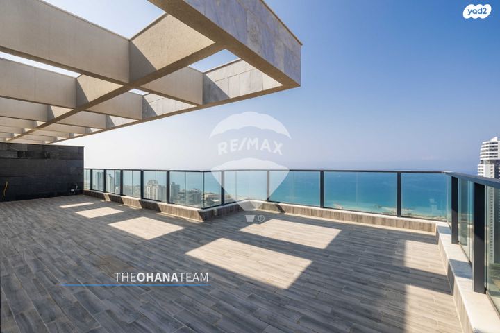 גג/ פנטהאוז, ארצי שרמן, גלי הים, נתניה