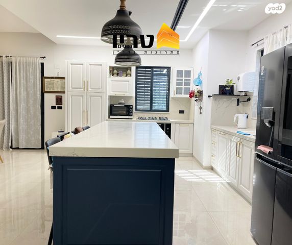 בית פרטי/ קוטג', אומן