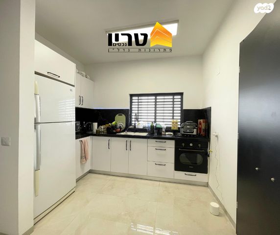 בית פרטי/ קוטג', אומן