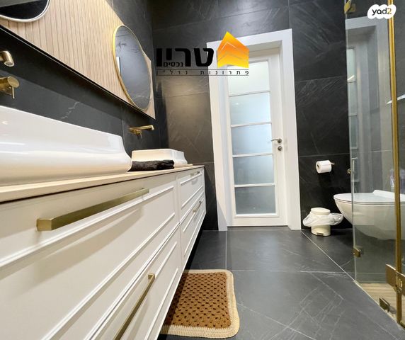 בית פרטי/ קוטג', אומן