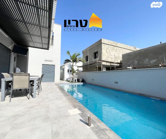 בית פרטי/ קוטג', אומן