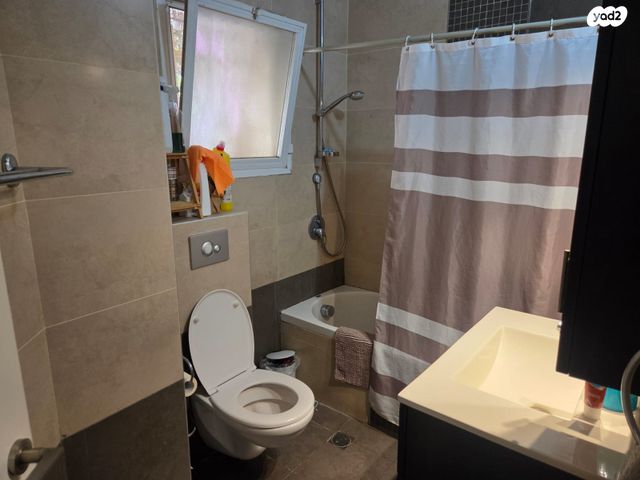 דירת גן, רפאל דה לה פרגולה, גילה, ירושלים