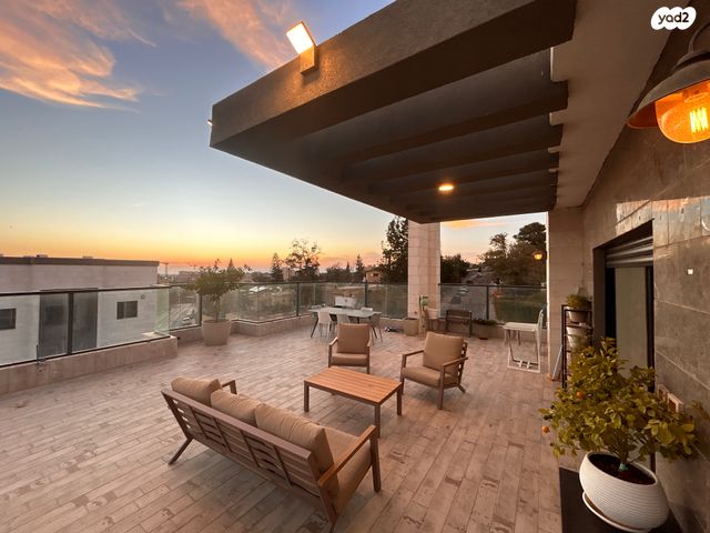 גג/ פנטהאוז