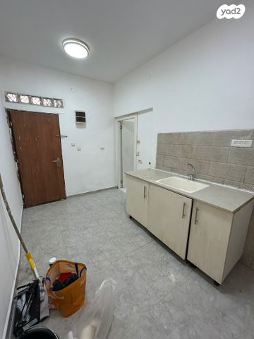 דירה, אזמכשרי 6, חליסה, חיפה