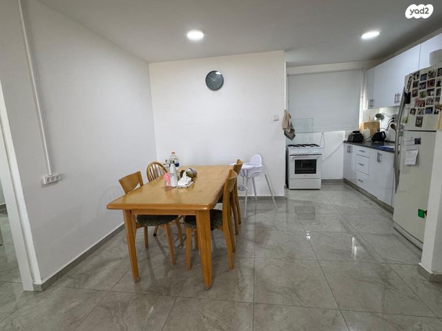 דירה, שדרות דוד המלך 27, רמט, לוד