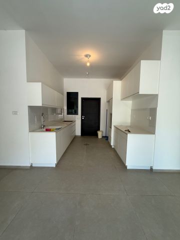 בית פרטי/ קוטג', רוויה