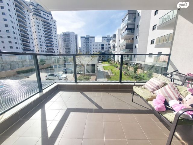 דירה, עיר היין, אשקלון