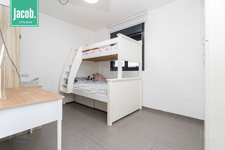 דירה, מייק בראנט, קרית אליעזר, חיפה