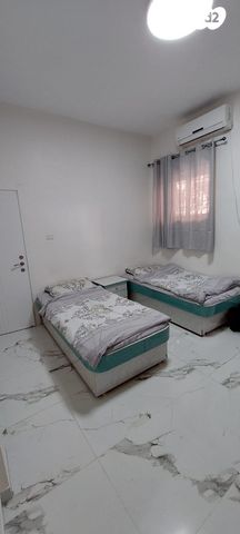 דירה, הרב שמחה זיסל ברוידא, כרם אברהם, ירושלים