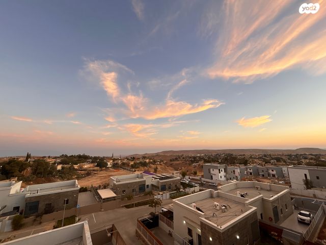 גג/ פנטהאוז, ערד