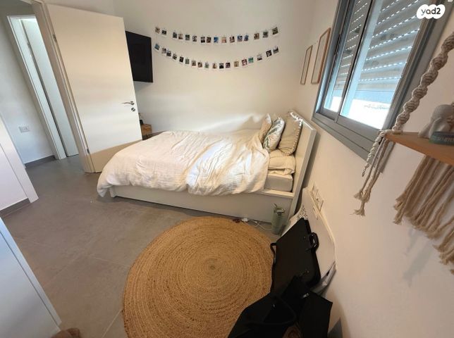 גג/ פנטהאוז, ש"י עגנון, נאות שמיר, יבנה