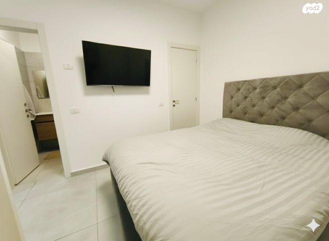 דירה, זאב אורלוב, פתח תקווה