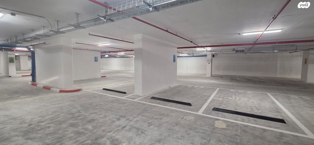 דירה, יעקב פיכמן, קרית אילון, חולון