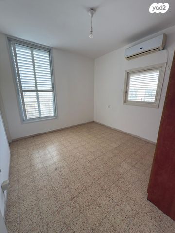 דירה, פתח תקווה, מרכז, קרית עבודה, חולון