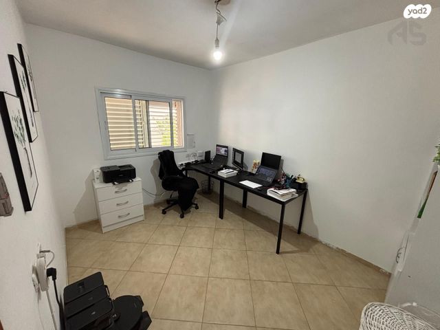 דירה, גדעון האוזנר, רמות הרכס, באר שבע