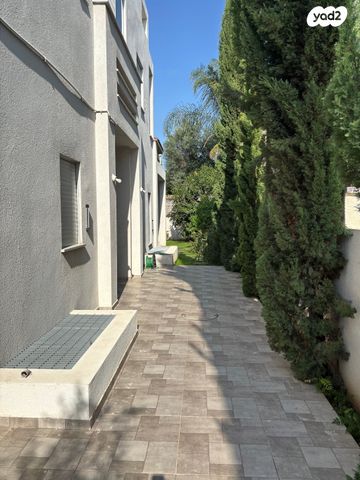 בית פרטי/ קוטג', רוטשילד, שאר העיר, קדימה צורן