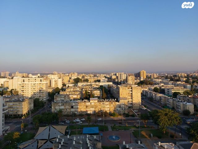 גג/ פנטהאוז, שדרות דוד המלך, שרת, לוד