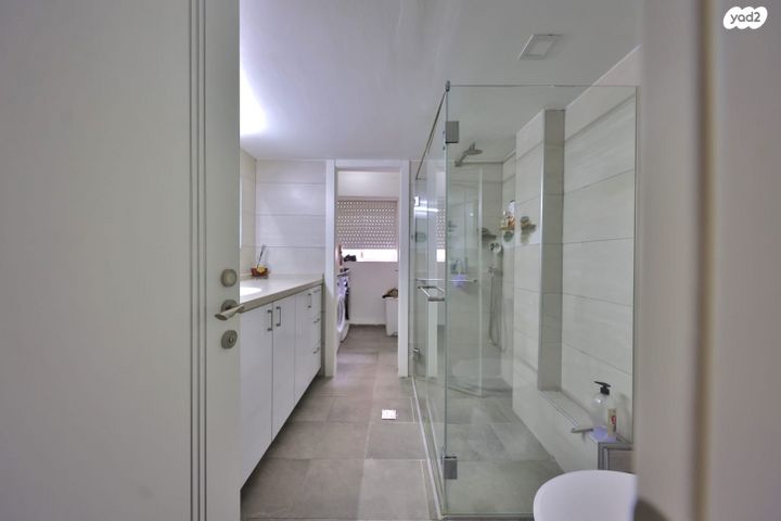 דירת גן, אלכסנדר זייד, קרית חיים מזרחית, חיפה