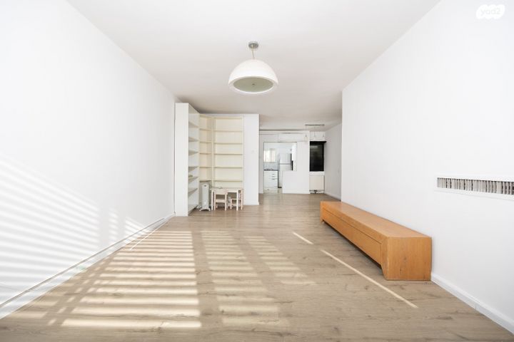 דירה, יהודה בורלא, ניות, ירושלים