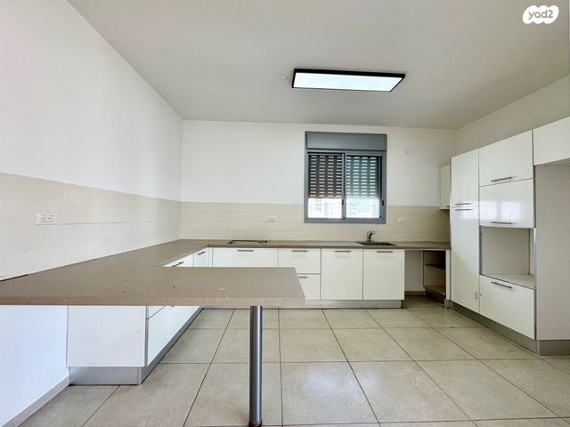 דירה, שדרות רובע יזרעאל, רובע יזרעאל סביוני העמק, עפולה