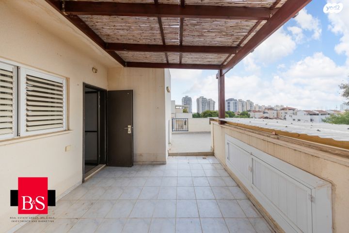 דירה, התור 5, קרית רבין, נתניה