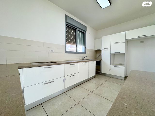 דירה, שדרות רובע יזרעאל, רובע יזרעאל סביוני העמק, עפולה