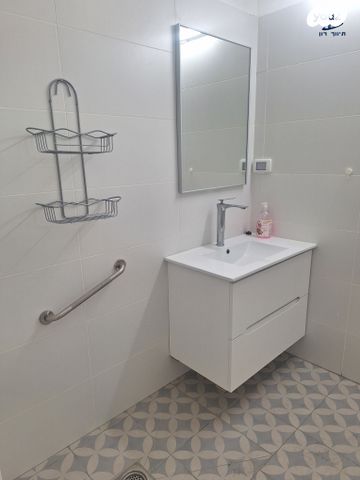 דירה, שיינקין, שינקין, גבעתיים