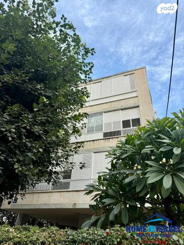 דירה, השבעה, מרכז העיר דרום, נתניה