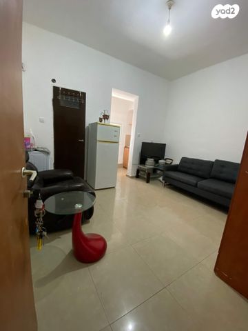 שדרות ירושלים 51