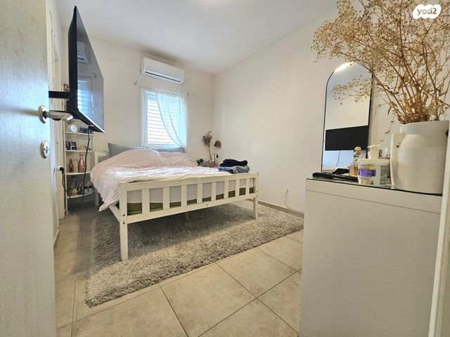 דירה, אריה בן אליעזר 65, נווה יהושע, ערמונים, רמת גן