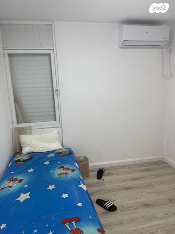 דירה, חצור 8, רמת הנשיא, בת ים