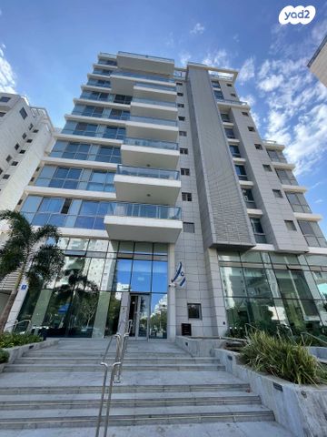 אליהו ברלין 