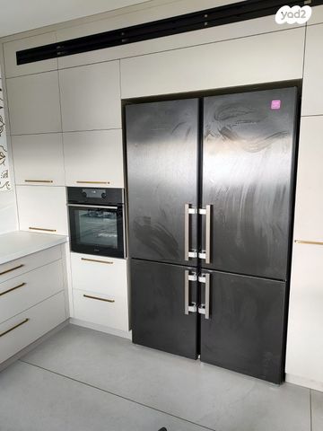 בית פרטי/ קוטג', מזכרת בתיה