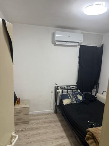 דירה, חצור 8, רמת הנשיא, בת ים