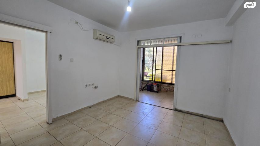 דירה, קרן קיימת לישראל 73, ביאליק דרום, קרית ביאליק